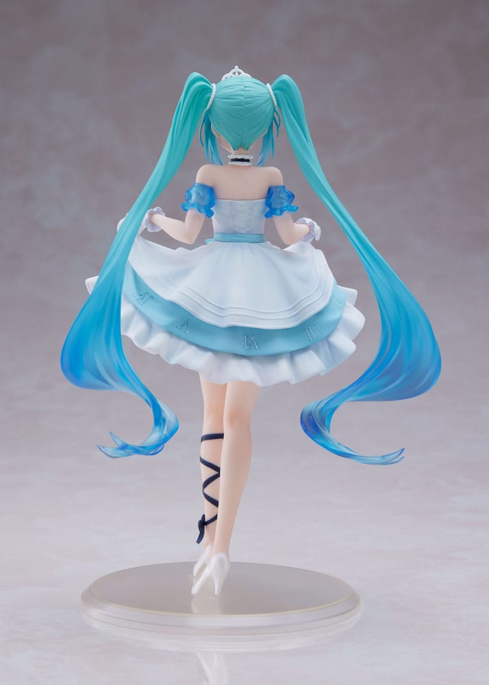 Figurine Hatsune Miku Wonderland Cinderella Ver. en robe bleue et blanche avec tiare â Taito