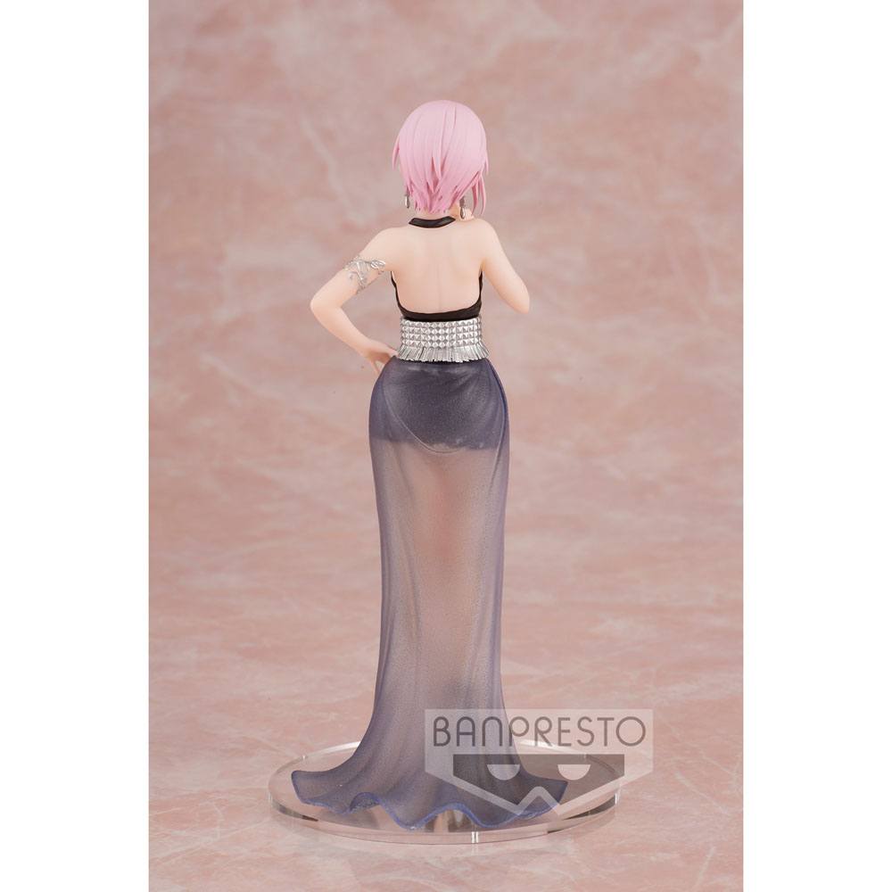 Figurine Kyunties Ichika Nakano, habillée d'une robe noire glamour avec ceinture argentée et traîne transparente, inspirée de The Quintessential Quintuplets.