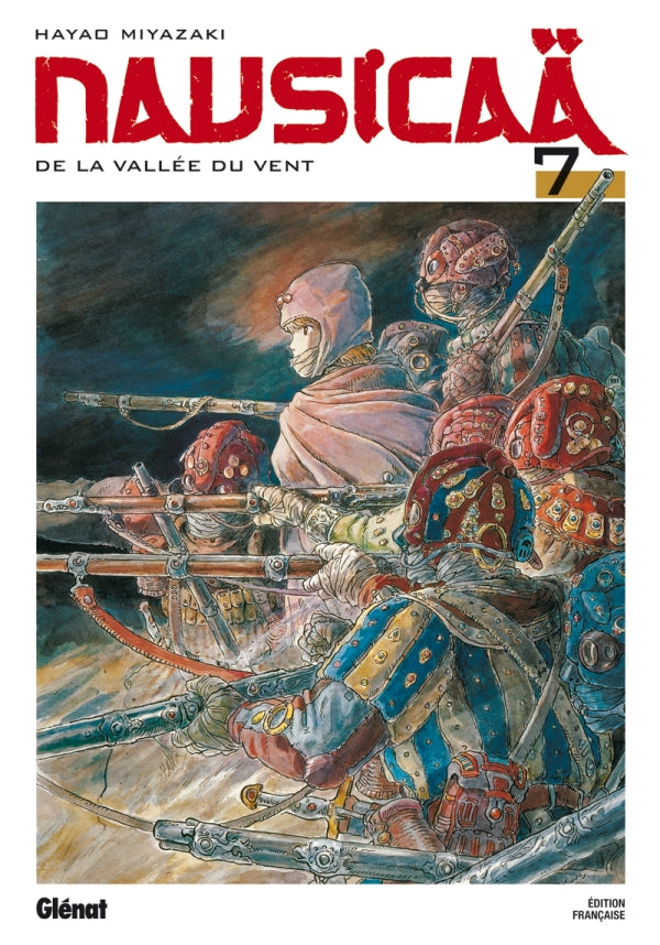 Couverture du manga "Nausicaä de la Vallée du Vent" tome 7 par Hayao Miyazaki, avec des soldats armés en position de tir, édition française Glénat.