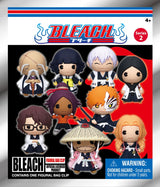 Bleach Figural Bag Clip Series 2 avec plusieurs personnages chibi de Bleach, vendu en sachet mystère avec un modèle aléatoire.