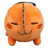 Peluche Pochita Sleeping 20 cm de Chainsaw Man, version endormie avec lame de tronçonneuse en feutrine.