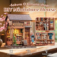 Maquette CuteBee Sakura O Kimono Shop DIY Miniature House représentant une boutique japonaise de kimonos avec 175 pièces et lumière à capteur.