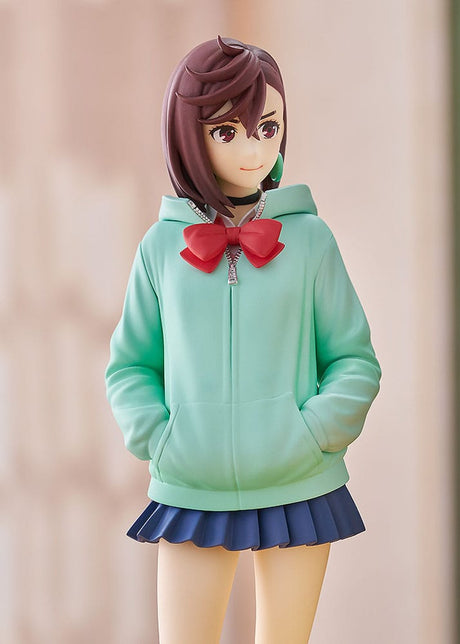 Figurine Momo Ayase 17 cm Dandadan Pop Up Parade en tenue scolaire avec socle