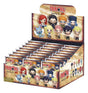 Présentoir Fairy Tail Figural Bag Clip Series 1 avec sachets surprises de porte-clés 3D représentant plusieurs personnages de l’anime.