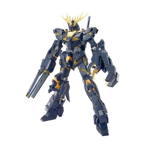 Maquette Gundam Gunpla MG 1/100 RX-0 Unicorn Gundam 02 Banshee par Bandai, robot bleu nuit et or avec cornes dorées, Armed Armor BS et VN, sur fond blanc.