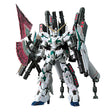 Maquette Gunpla RG 1/144 Full Armor Unicorn Gundam avec armure blanche, détails verts, armes lourdes, boucliers et propulseurs.