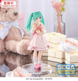 Figurine Hatsune Miku Luminasta Conceptual Series Vol 3 tenant un ours en peluche tenue rose pastel édition Sega Goods
