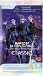 Booster KPop Demon Hunters Collectible Trading Cards Classic Edition avec trois héroïnes sur fond urbain violet et mention 5 cartes.