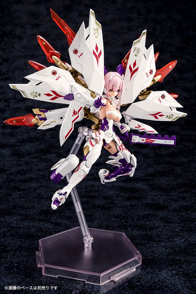 Plastic Model Kit Megami Device Asra Nine-Tails 1/1 de 14 cm, figurine mecha girl rose avec armure blanche, rouge et violette et grandes armes.