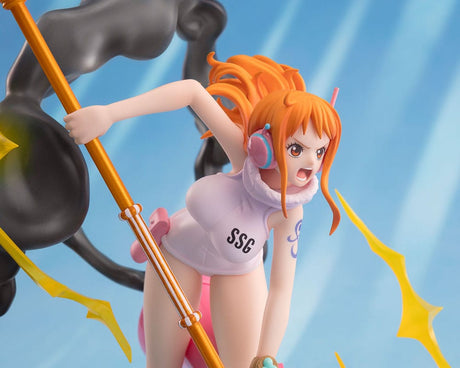 Figurine Nami One Piece Figuarts ZERO Extra Battle Lightning Blast avec effets de foudre et pose dynamique