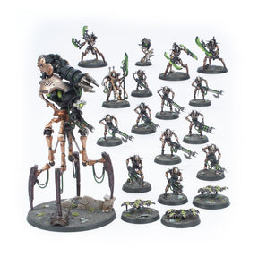 Boîte Warhammer 40,000 Combat Patrol Necrons contenant 19 figurines mécaniques : guerriers, scarabées, destroyers et un seigneur