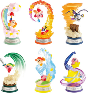 Boîte de 6 figurines Swing Kirby de Re-Ment, représentant Kirby et ses amis sur des scènes féériques et colorées.