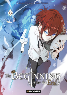 tome 6 de The Beginning After the End montrant Arthur tenant un masque dans une main et un bâton magique dans l’autre, au cœur d’un décor hivernal stylisé.