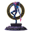 Figurine Dark Magician of Chaos de Yu-Gi-Oh! sur socle avec cercle magique.