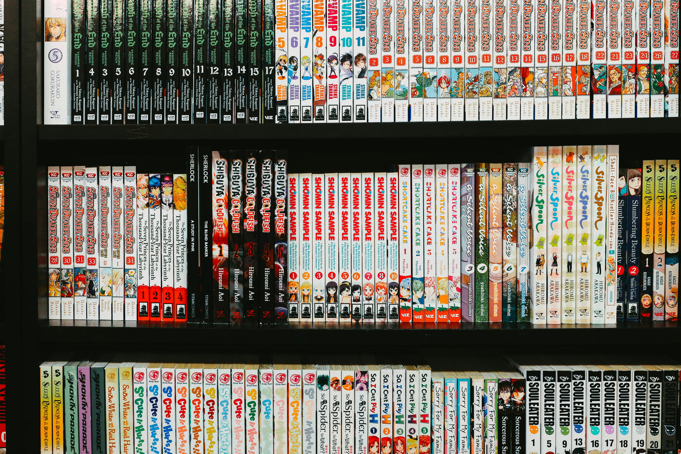 Librairie manga : shonen, seinen, shojo, webtoon et mangas populaires en vente