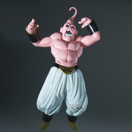 Figurine Dragon Ball Z Match Makers Majin Buu par Banpresto en posture d’attaque avec pantalon blanc et bracelets noirs.