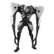 Figurine Evangelion Ichiban Kuji Last One Ange, créature noire et blanche avec longues griffes, épaules massives et détails osseux.