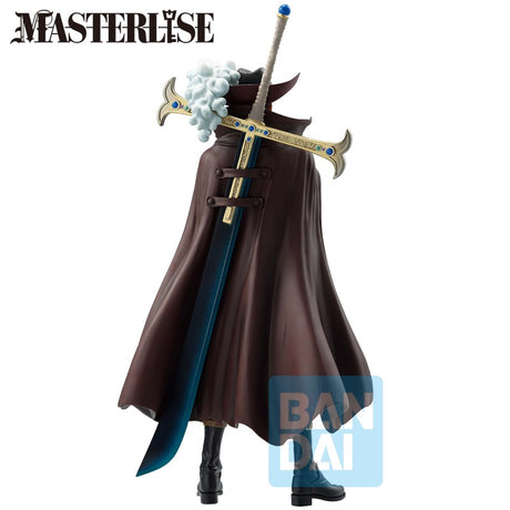 Figurine One Piece Ichibansho Dracule Mihawk Beyond the Trials Bandai officielle.