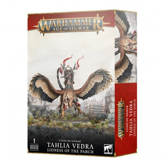 Boîte Warhammer Age of Sigmar Cities of Sigmar Tahlia Vedra, Lionne de la Parche, avec héroïne montée sur créature ailée.