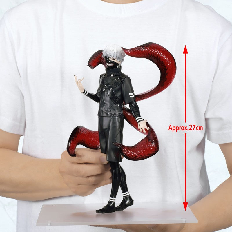 Figurine Tokyo Ghoul Grandista Ken Kaneki par Banpresto, personnage aux cheveux blancs en tenue noire avec masque de goule et kagune rouges déployés.
