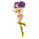 Figurine Urusei Yatsura Glitter & Glamours Lum Sparkle par Banpresto avec cheveux violets et tenue tigrée jaune.